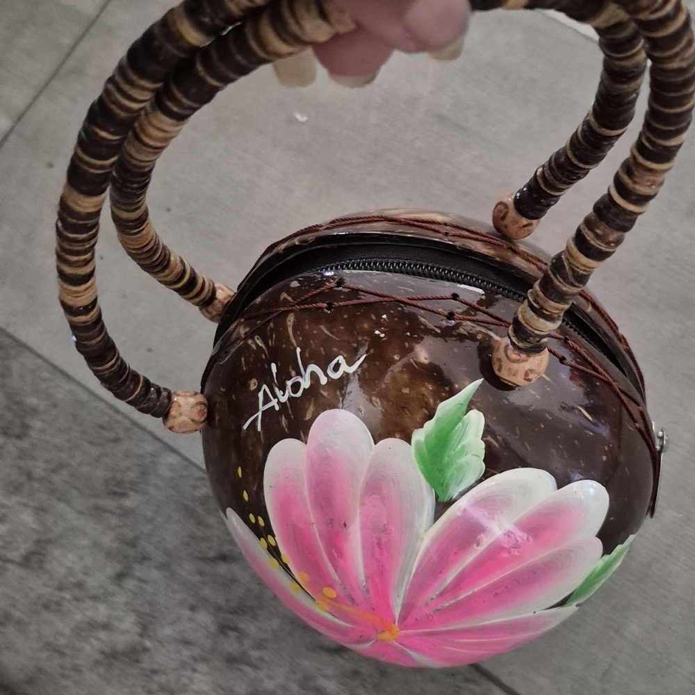 Aloha Hawaiian Coconut Shell Beaded Handcrafted Floral Brown Bag
